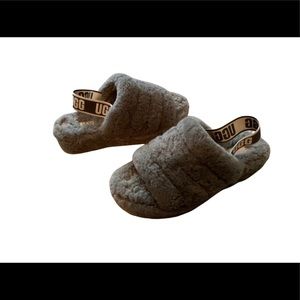 Women UGG Australia Slippers Size 7 Narrow Grey Fury